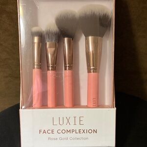 Luxie Pink and Rose Gold Face Brush Set BNIB sealed
